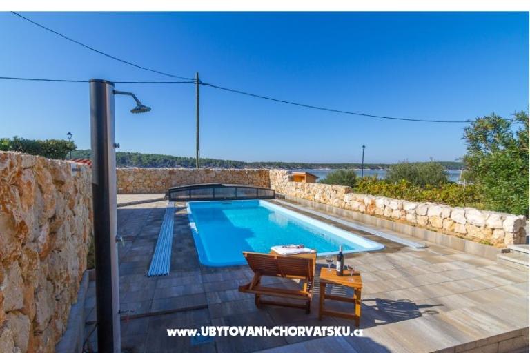 Apartmaji Villa Seka pool &amp; sauna – foto 9