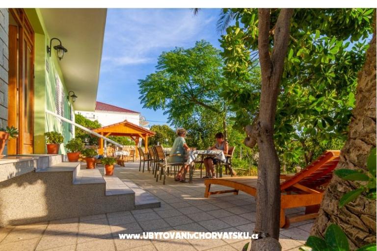 Apartmaji Villa Seka pool &amp; sauna – foto 19