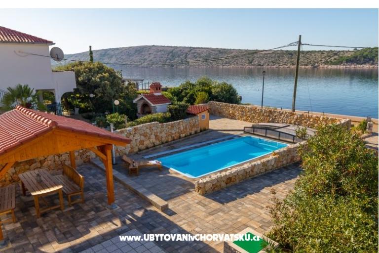 Apartmaji Villa Seka pool &amp; sauna – foto 8