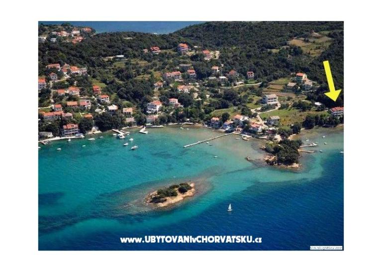 Hiša Ana directly by the beach – foto 13