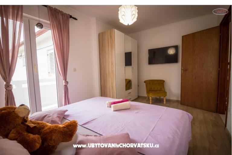 Whirlpool Apartmaji Skoblar – foto 12