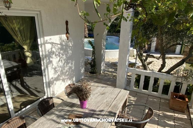 Villa Agata z bazenom &amp; sauna – foto 18