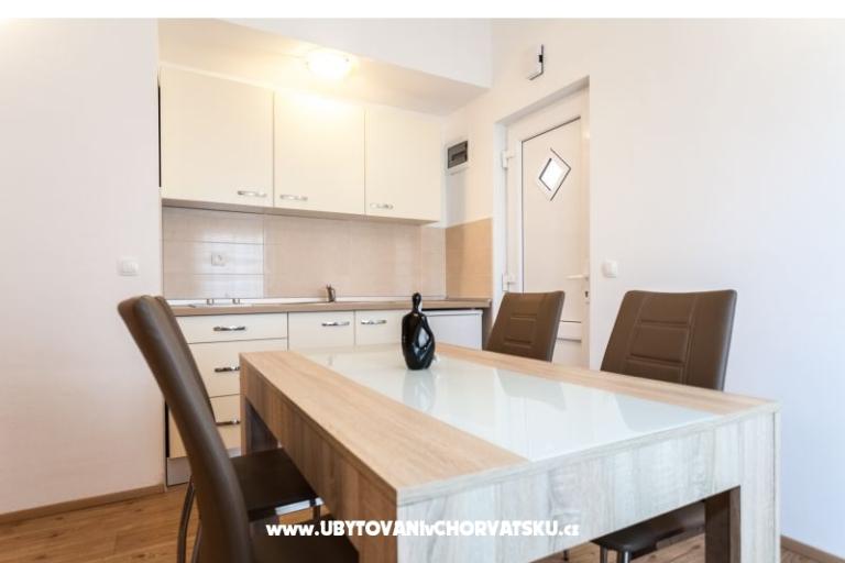 Apartmaji Marni – foto 13