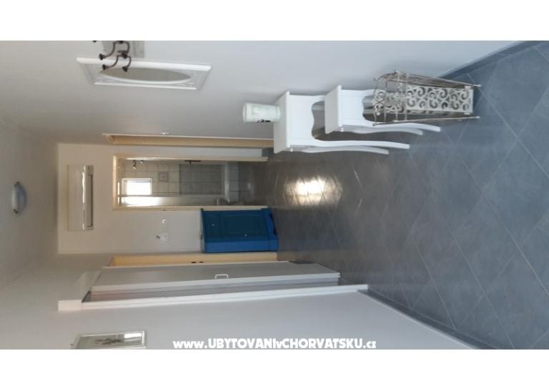 Apartmaji Villa Ana – foto 10