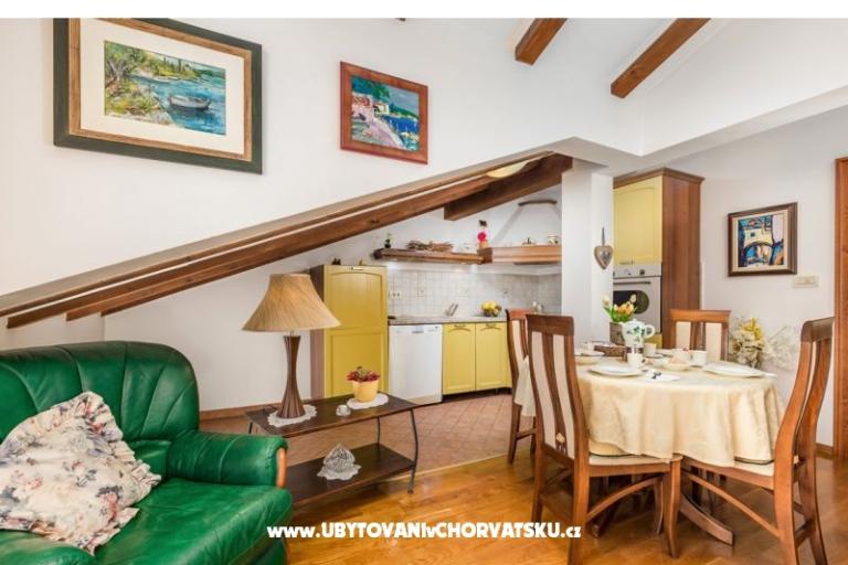 Apartmaji Ingrid – foto 10