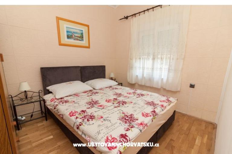 Apartma Laurel – foto 11