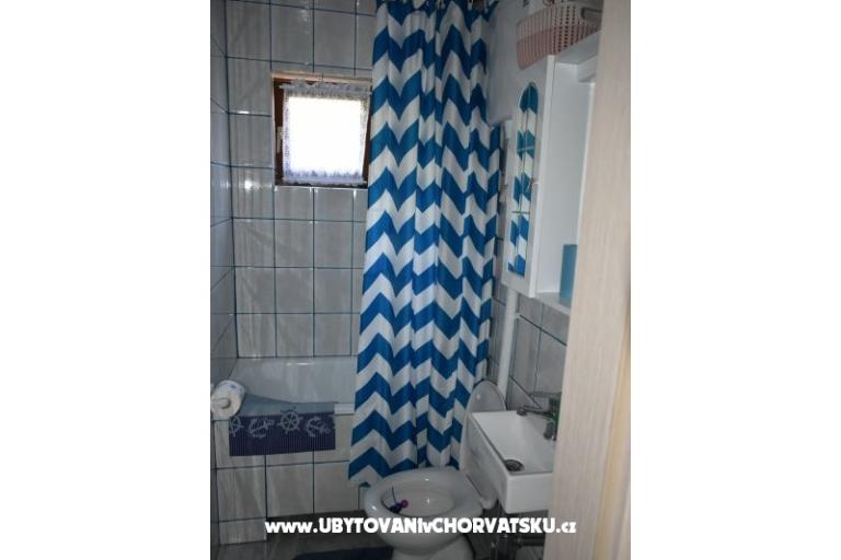 Apartma Laurel – foto 12