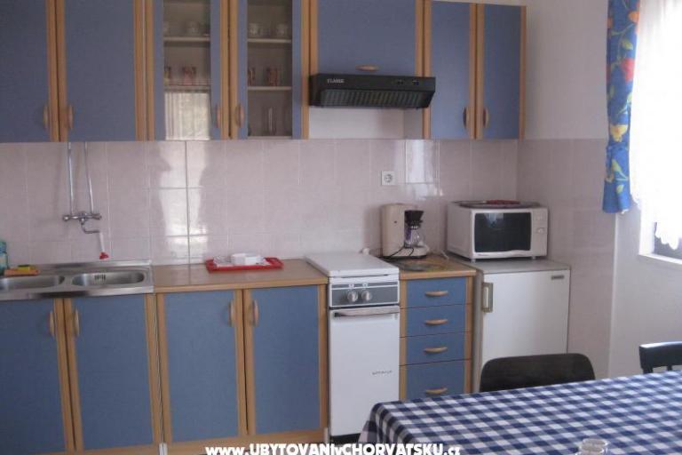 Apartma Bugevila – foto 5