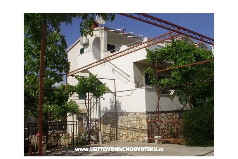 Apartmaji Čavrak – foto 6