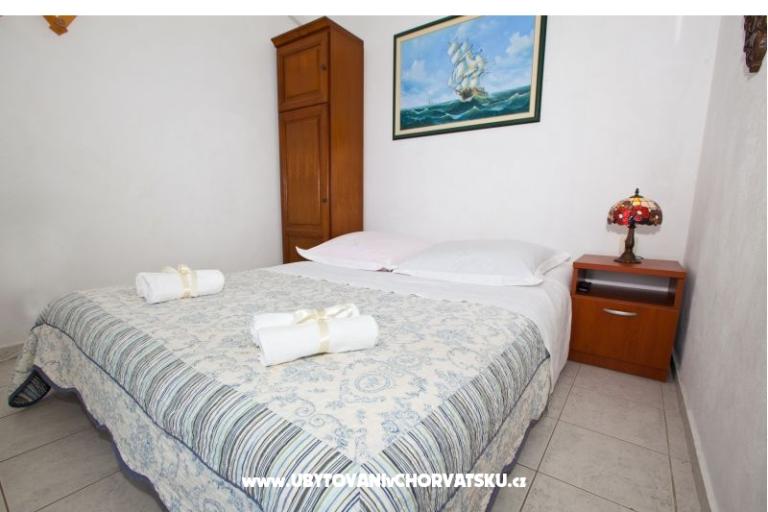 Apartmaji Holiday – foto 10