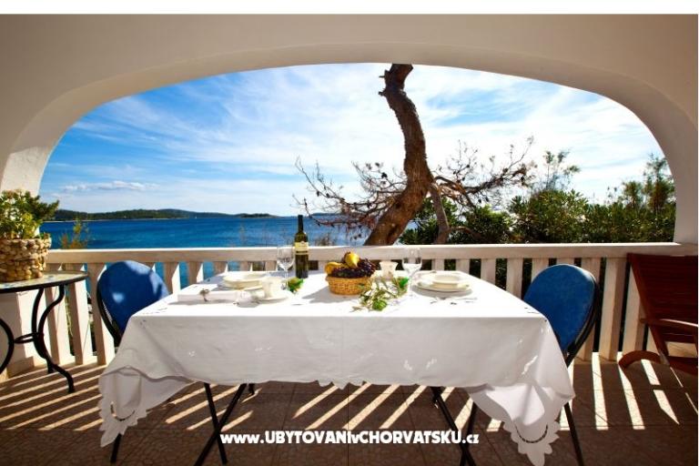 Apartmaji Holiday – foto 2