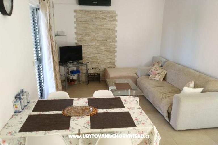 Apartmaji Jakelić – foto 7