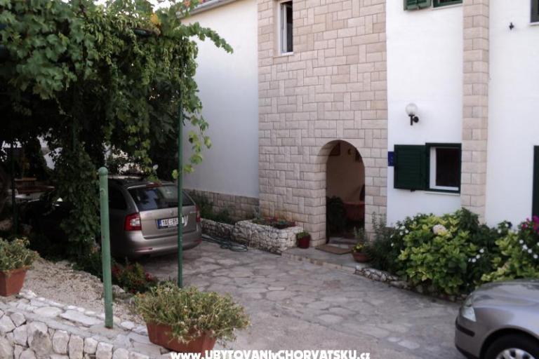 Apartmaji Karabatić – foto 10