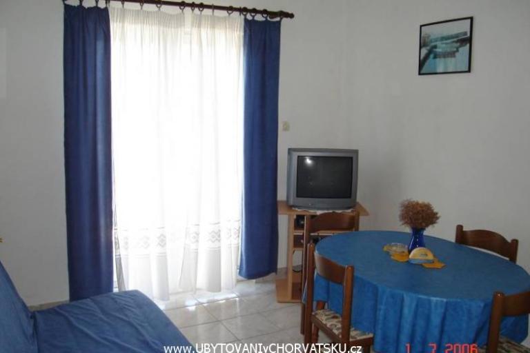 Apartmaji Mastelic – foto 3