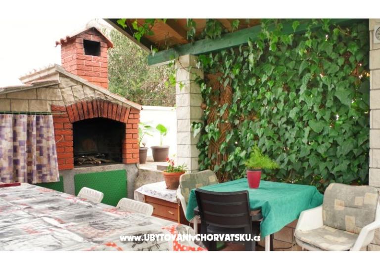 Apartmaji Nives – foto 10