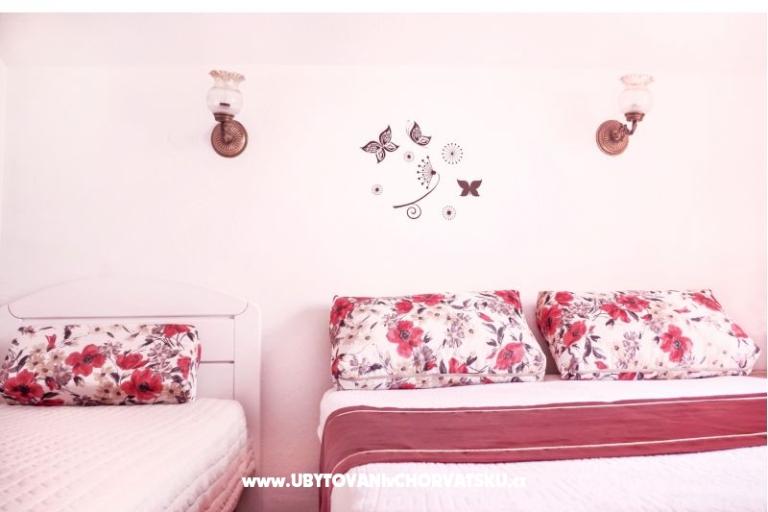 Apartmaji Nives – foto 15