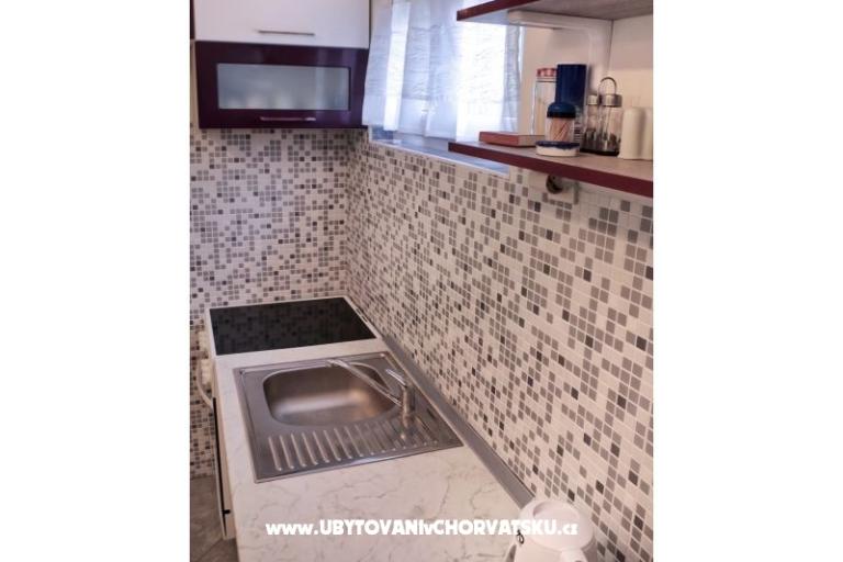 Apartmaji Nives – foto 17