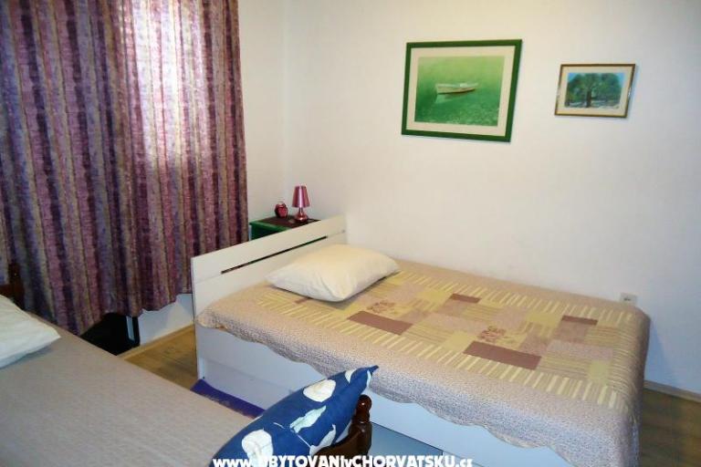 Apartmaji Nives – foto 6