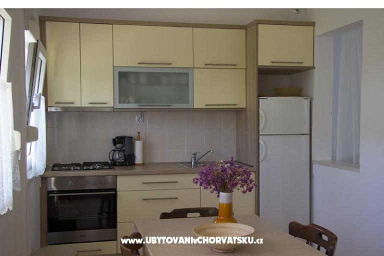 Apartmaji Nuić – foto 8