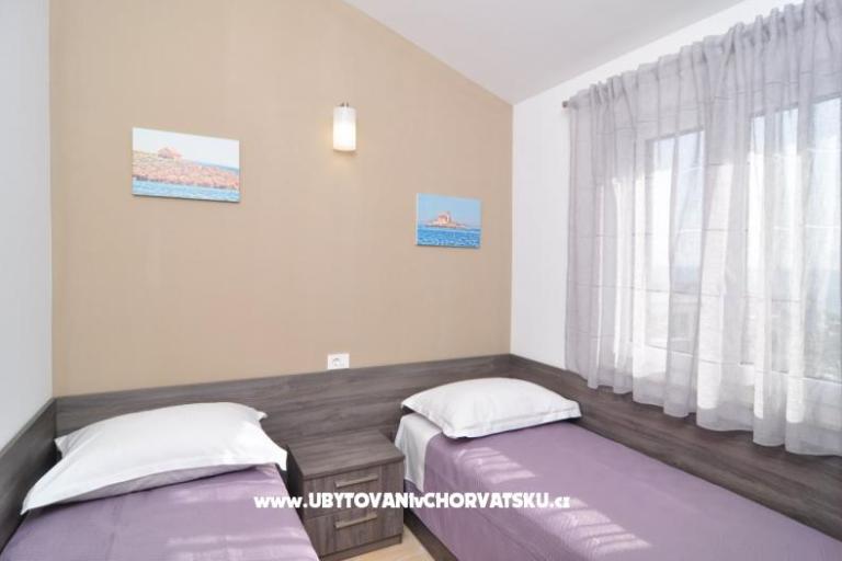 Apartmaji Panorama s bazenom – foto 7