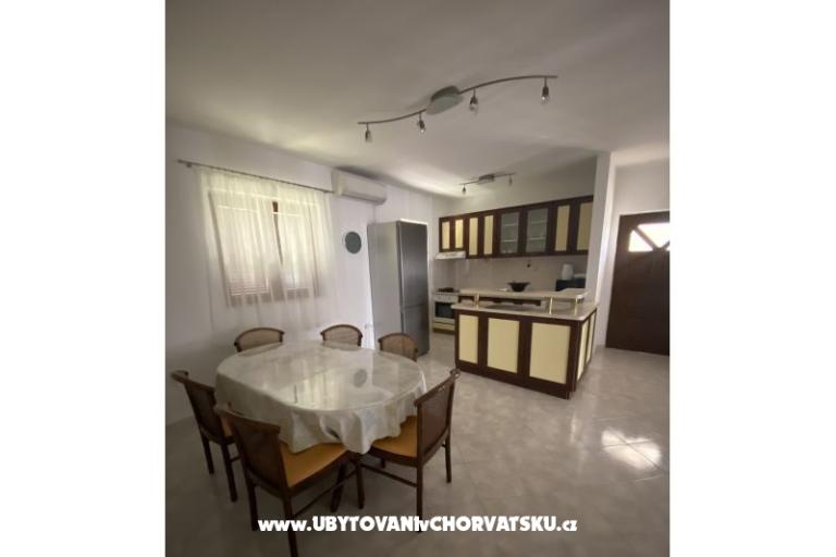Apartmaji Parčina – foto 6
