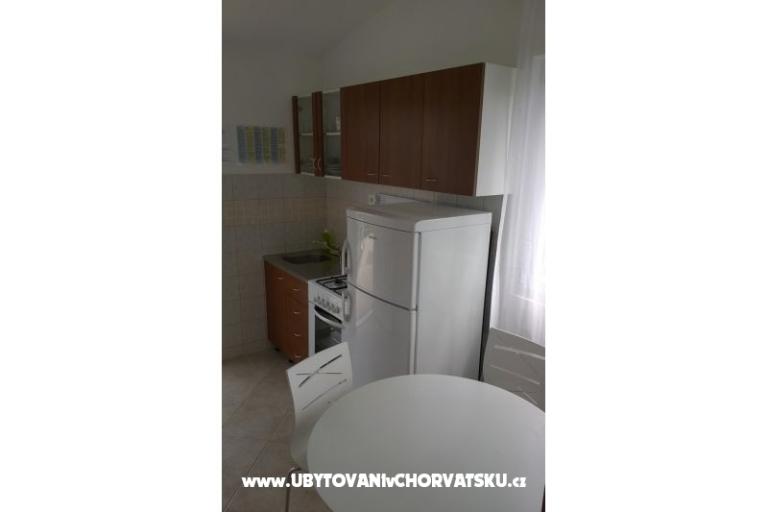 Apartmaji Lana – foto 2