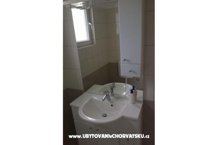 Apartmaji Lana – foto 4