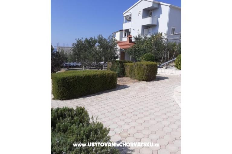 Apartmaji ***Villa Mija*** – foto 2