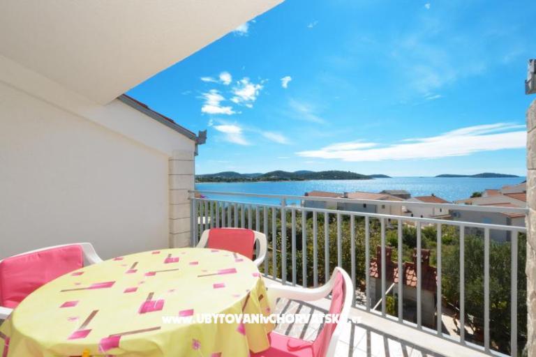 Abeona Apartmaji – foto 4