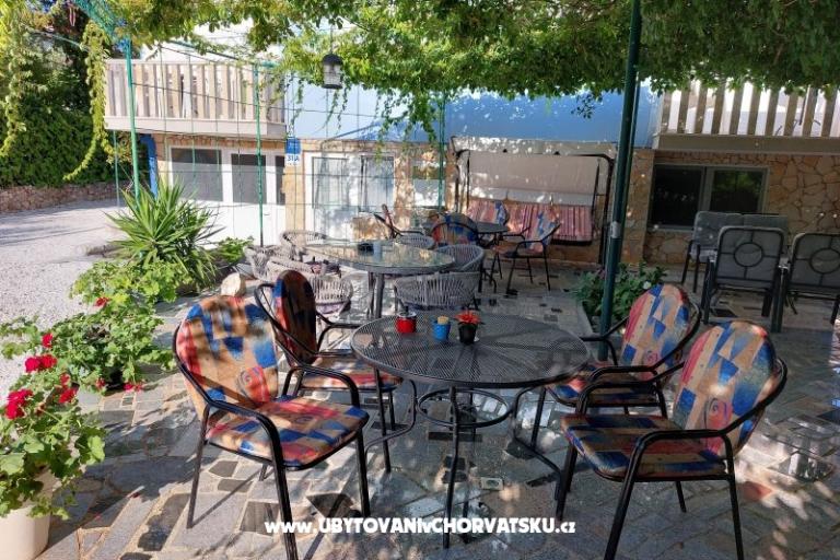 Apartmaji Crnjac – foto 14