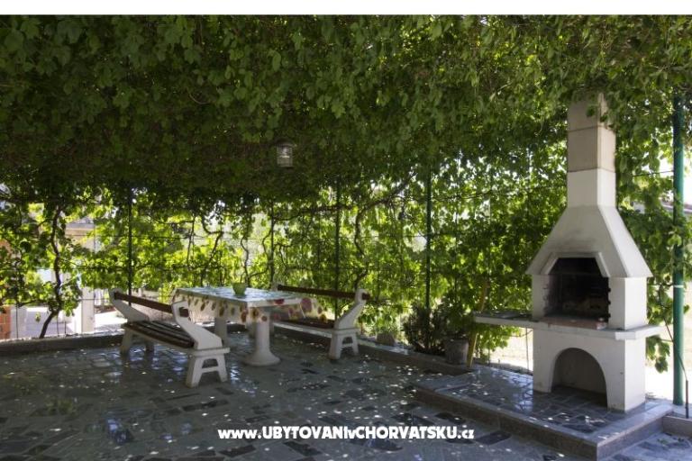 Apartmaji Crnjac – foto 18
