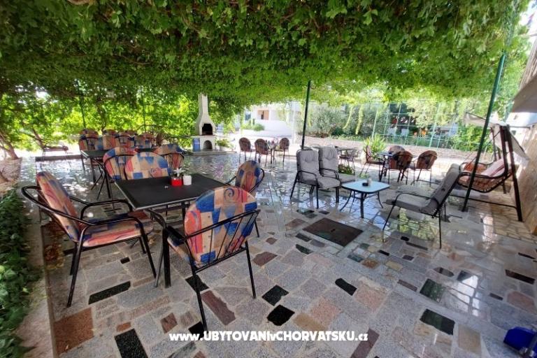Apartmaji Crnjac – foto 7