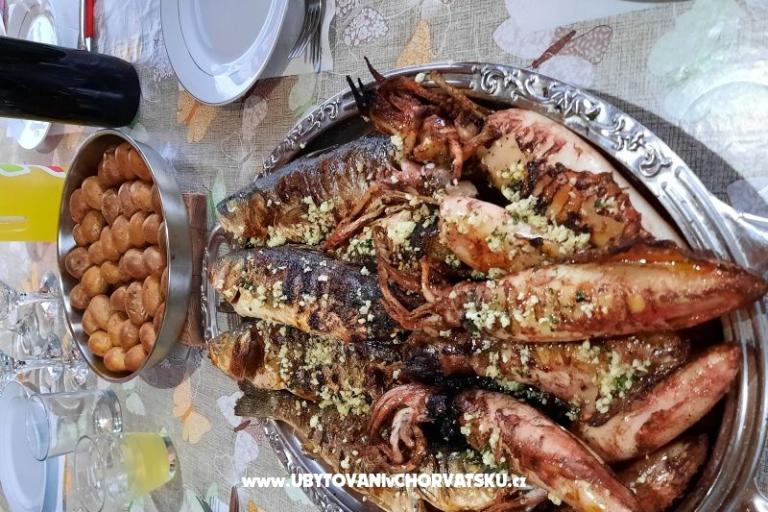 Apartmaji Lucija – foto 15