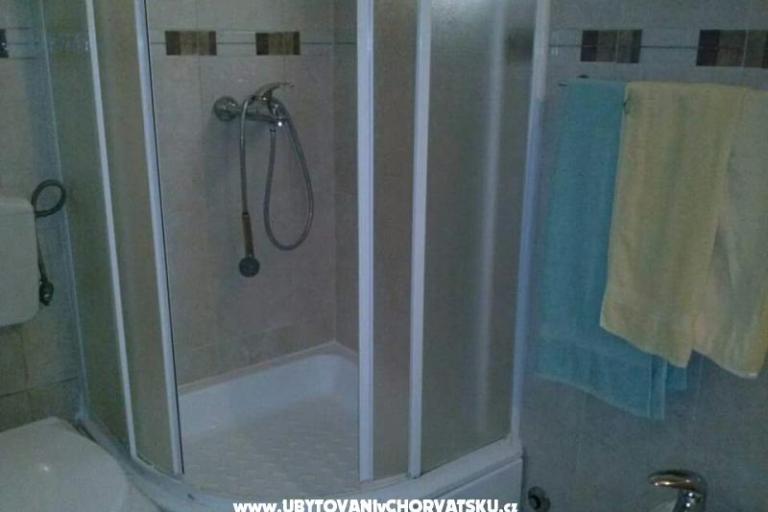 Apartmaji Ena – foto 8