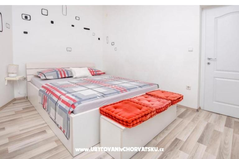 Apartmaji Captain`s house – foto 20