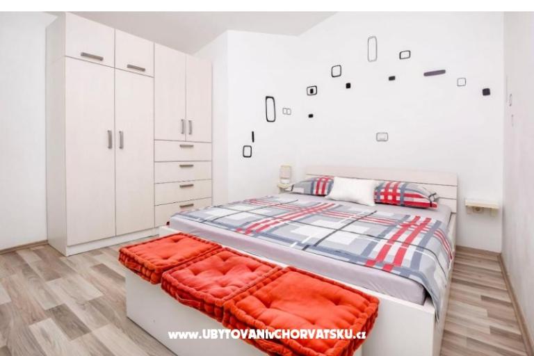 Apartmaji Captain`s house – foto 21