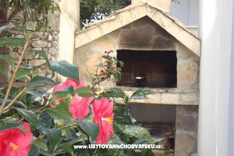Apartmaji Captain`s house – foto 4