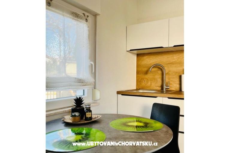 Apartmaji Kiwi – foto 10