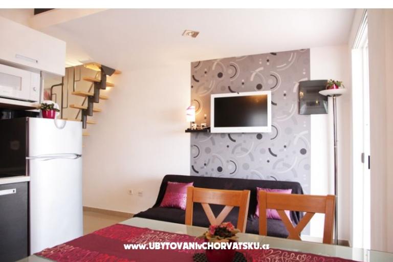 Marina view Apartmaji Rogoznica  – foto 15