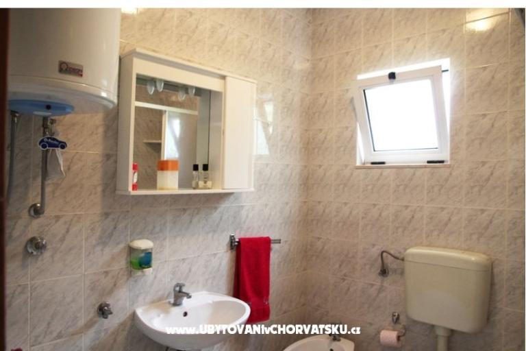 Marina view Apartmaji Rogoznica  – foto 9