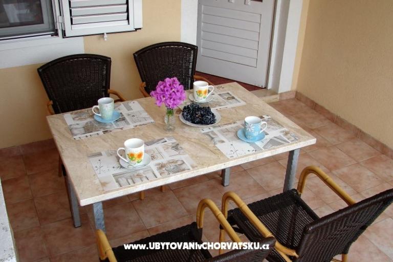 Apartmaji Villa Karlo – foto 10