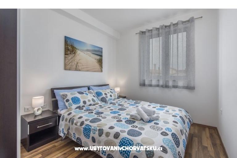 Apartmaji Kimi with swimming pool  – foto 8