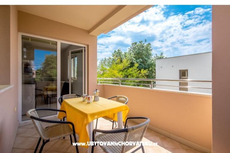 Apartmaji Nada – foto 4