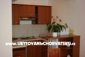 Apartmaji Laura – foto 6