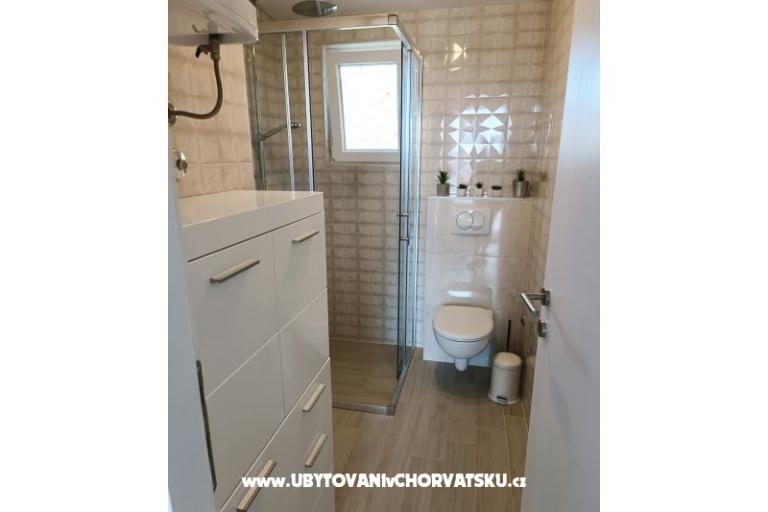 Apartma Brodarica Beach – foto 14