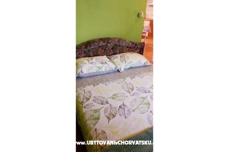 Apartma Brodarica Beach – foto 17