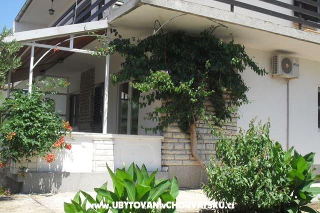 Apartma Ruzmarino – foto 12