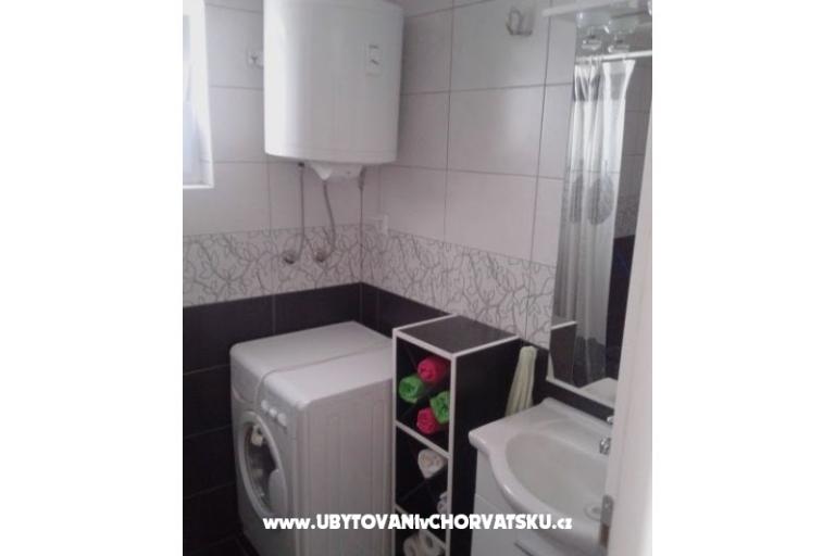 Apartmaji Adrijana – foto 8