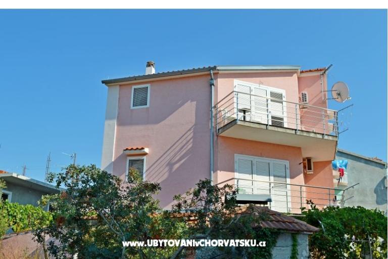 Apartmaji Ivanka – foto 2