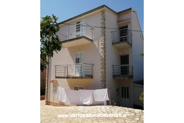 Apartmaji Ivanka – foto 3